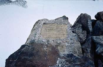 Tottan Mts Memorial Plaque